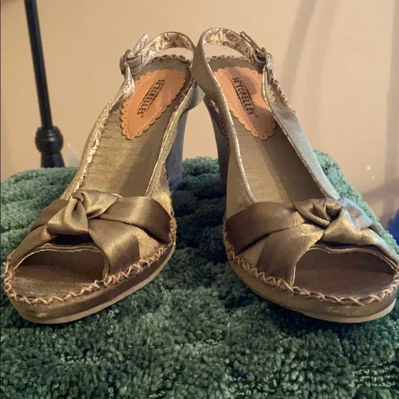 🌴Time to think about that vacation y’all!🌴 - Picture 2 of 7